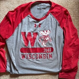Men’s Under Armour Wisconsin Badgers long sleeve shirt